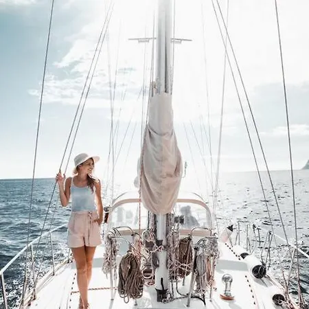 Botel Relax At Sea On A Yacht Funchal (Madeira)